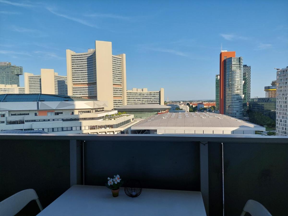 Tower Apartment With Private Terrace Next To Uno Vienna Luaran gambar