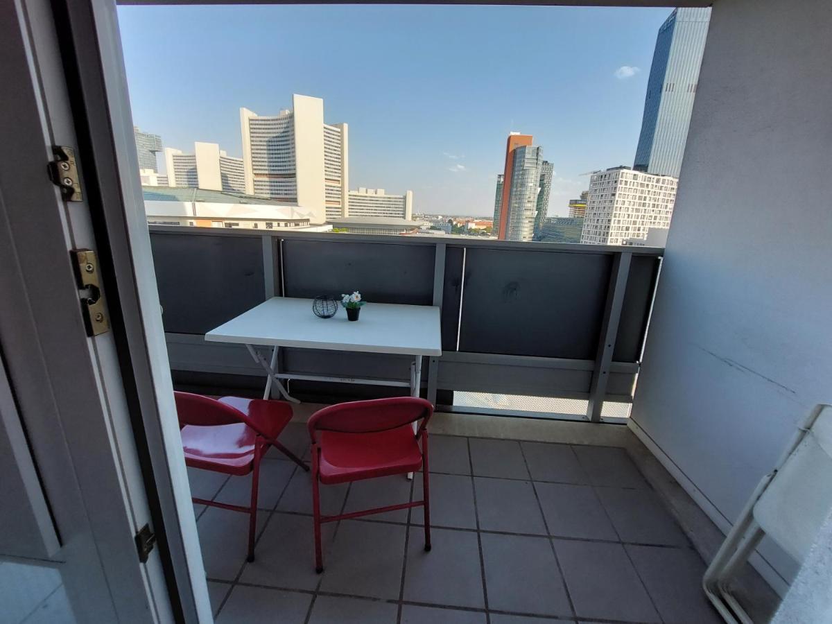 Tower Apartment With Private Terrace Next To Uno Vienna Luaran gambar